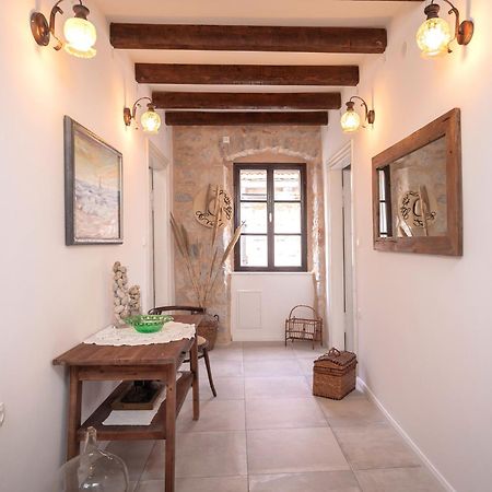 Holiday Home Skala With Hot Tub & Kala With Terrace Pitve Bagian luar foto