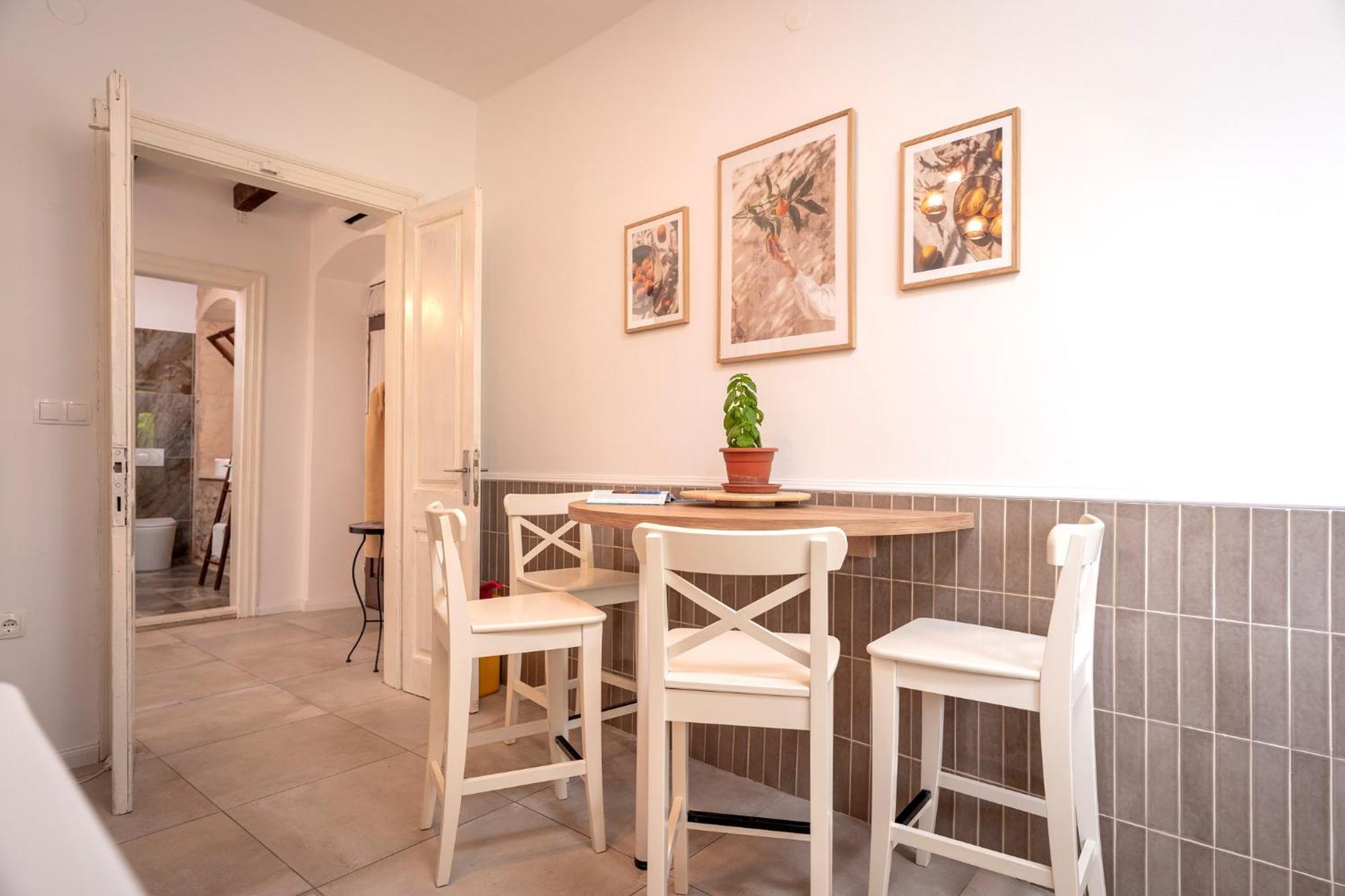 Holiday Home Skala With Hot Tub & Kala With Terrace Pitve Bagian luar foto