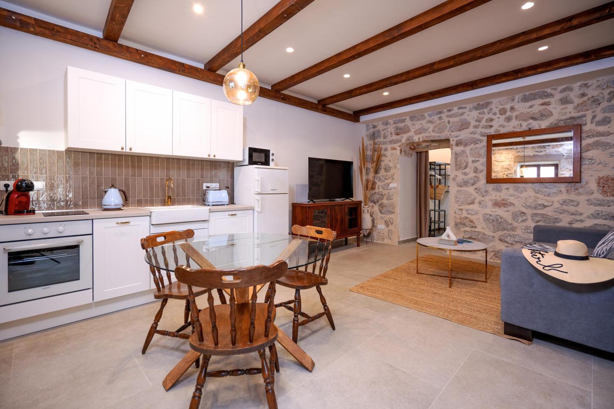 Holiday Home Skala With Hot Tub & Kala With Terrace Pitve Bagian luar foto