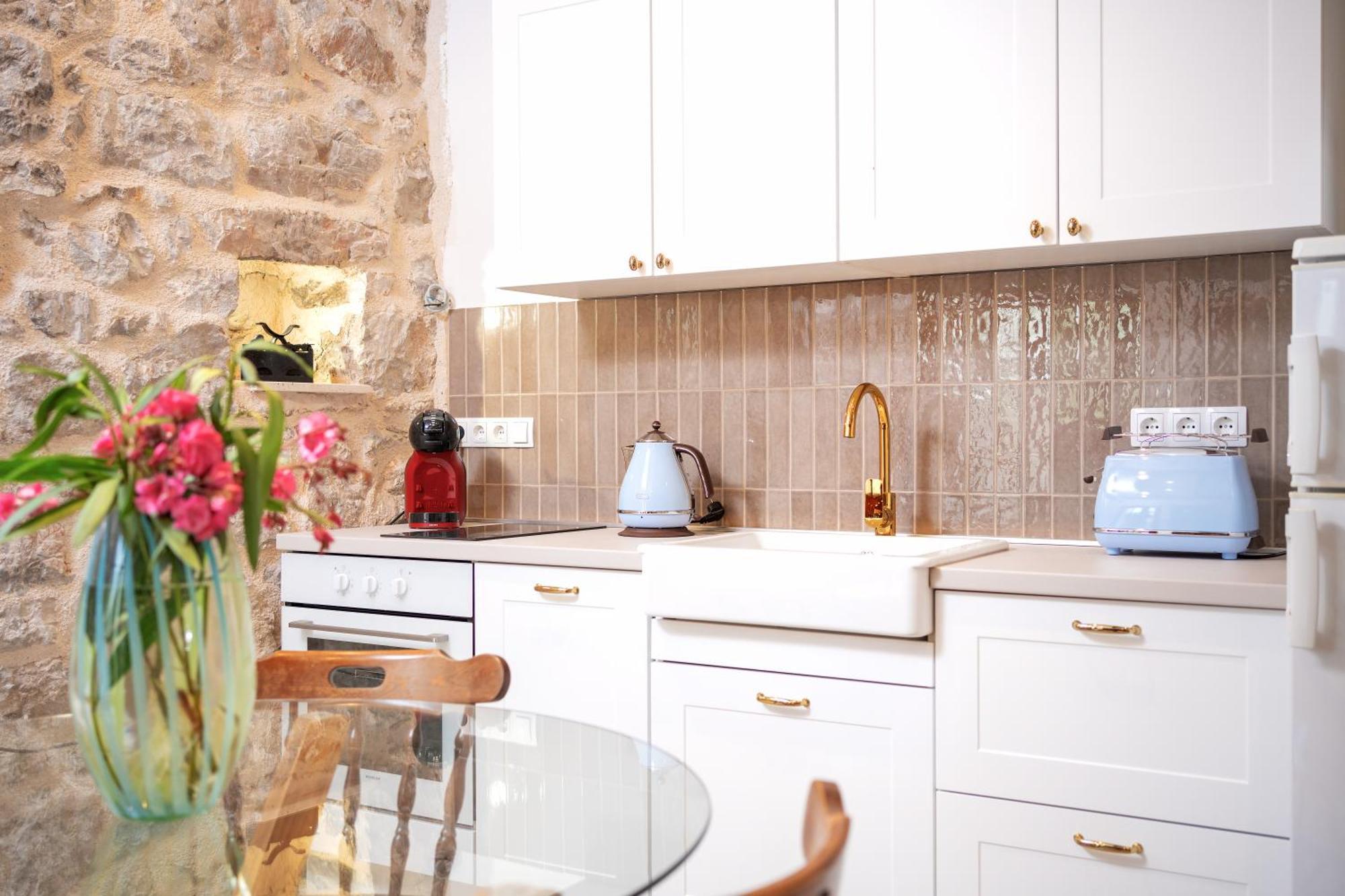 Holiday Home Skala With Hot Tub & Kala With Terrace Pitve Bagian luar foto