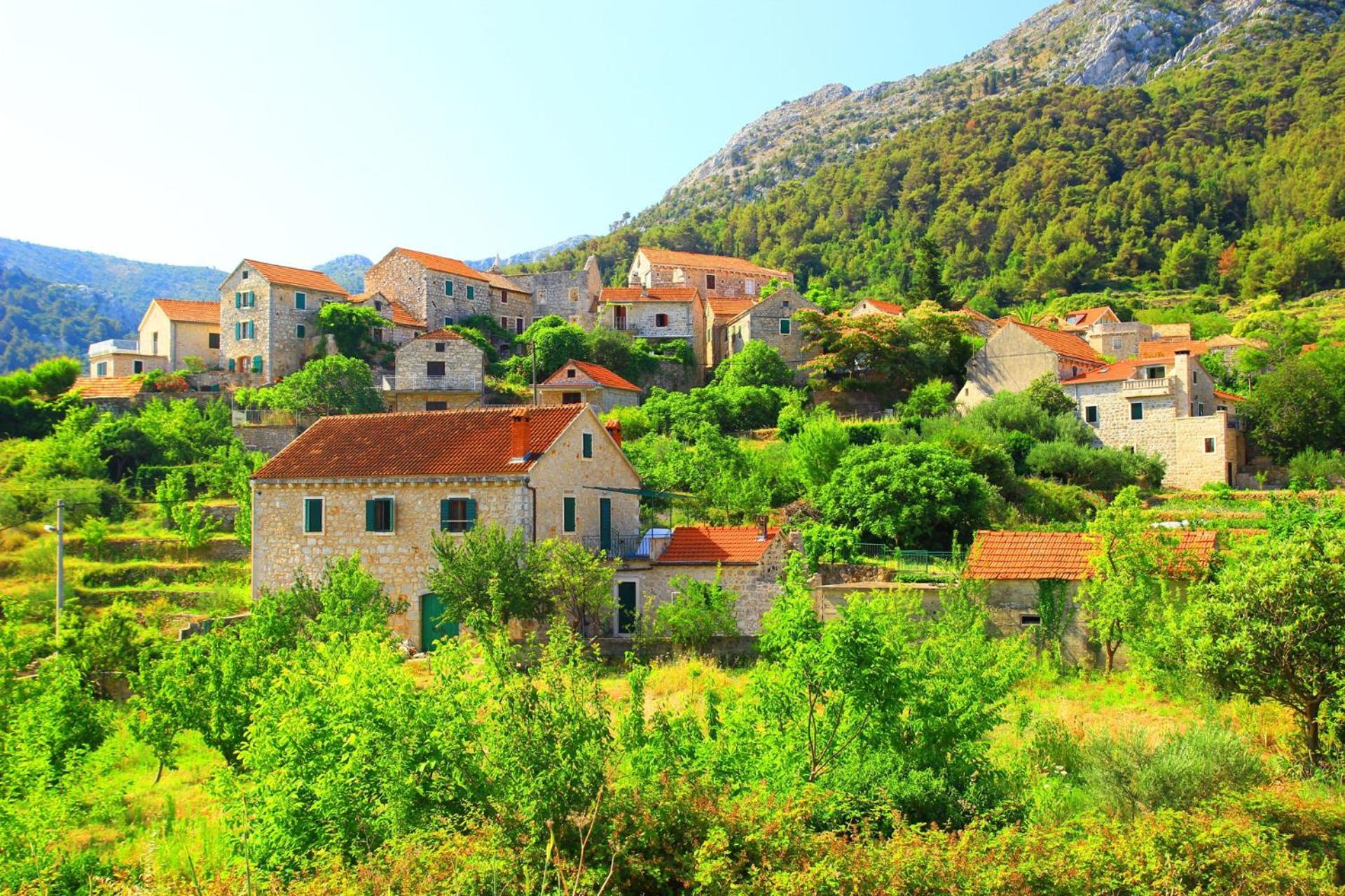 Holiday Home Skala With Hot Tub & Kala With Terrace Pitve Bagian luar foto